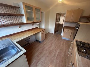 Photo 11- click for photo gallery